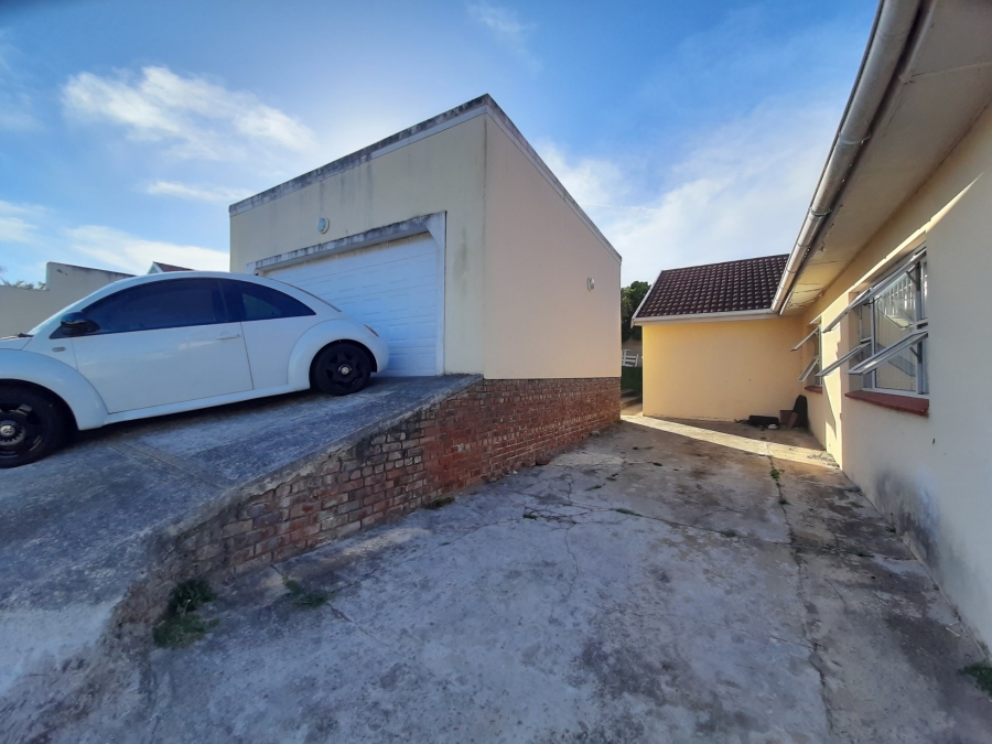 3 Bedroom Property for Sale in Chiselhurst Eastern Cape